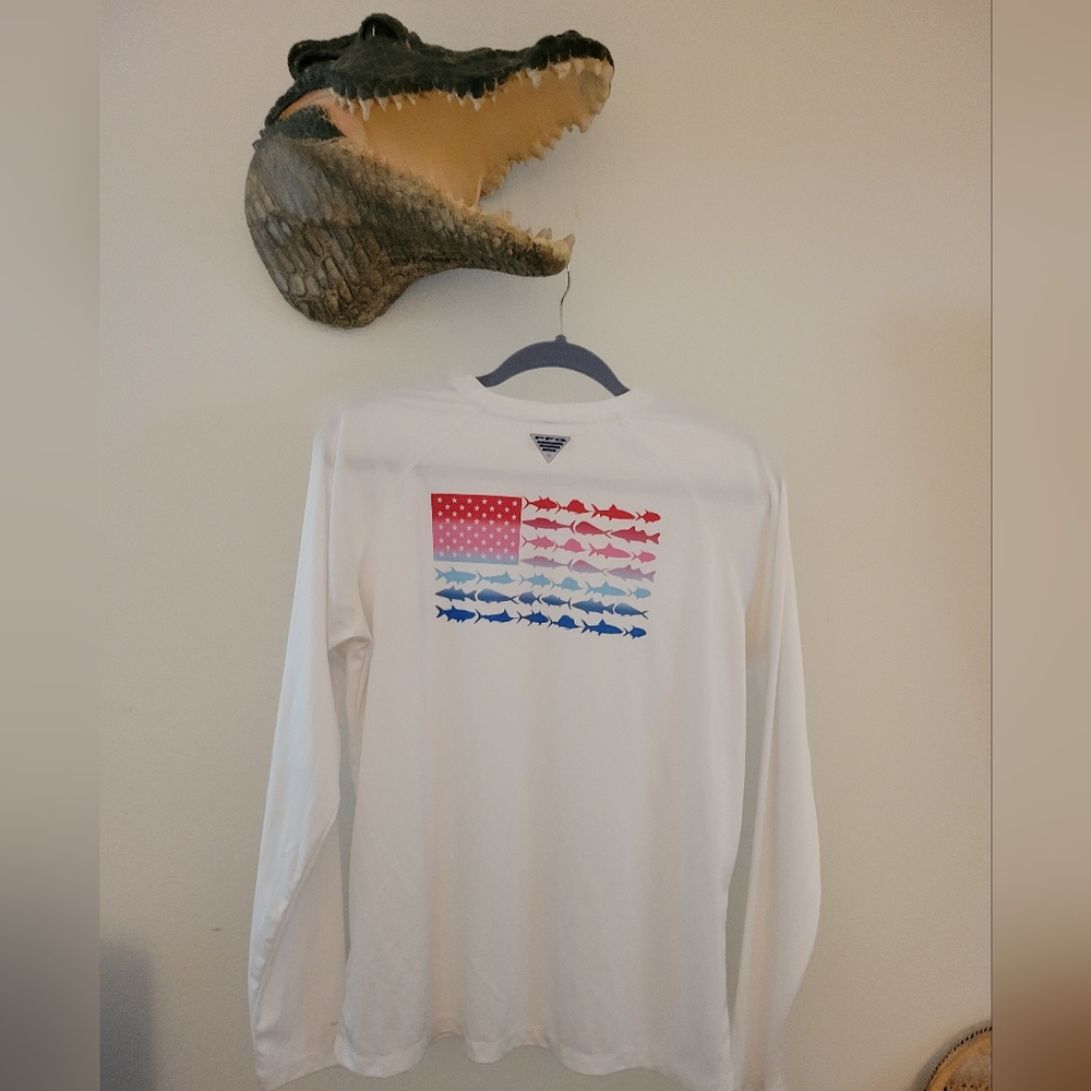 Columbia Womens PFG Tidal Fish Flag Long Sleeve Tee